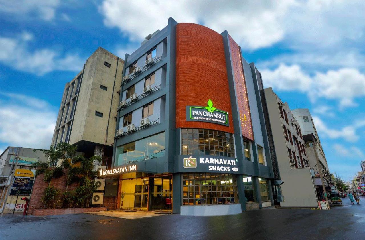 Hotel Shayan Inn Rajkot Eksteriør billede